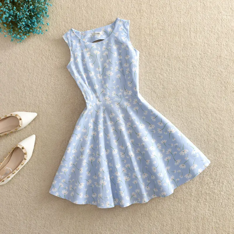 New Women's Dress Sweet A-Line Student Vest Dress Sleeveless Short Cotton And Linen Floral Back Hollow Summer Tide Jupe MZ3359
New Women's Dress Sweet A-Line Student Vest Dress Sleeveless Short Cotton And Linen Floral Back Hollow Summer Tide Jupe MZ3359