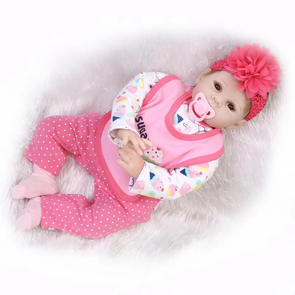 55cm Soft Silicone Reborn Baby Doll Toy For Girls NewBorn Princess Baby High-end Gift To Child Bedtime Play House education Toy
55cm Soft Silicone Reborn Baby Doll Toy For Girls NewBorn Princess Baby High-end Gift To Child Bedtime Play House education Toy