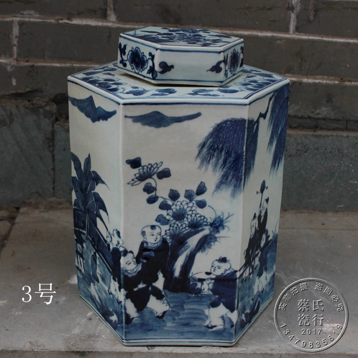 Jingdezhen antique ceramic hand painted blue and white tea caddy for collection
Jingdezhen antique ceramic hand painted blue and white tea caddy for collection