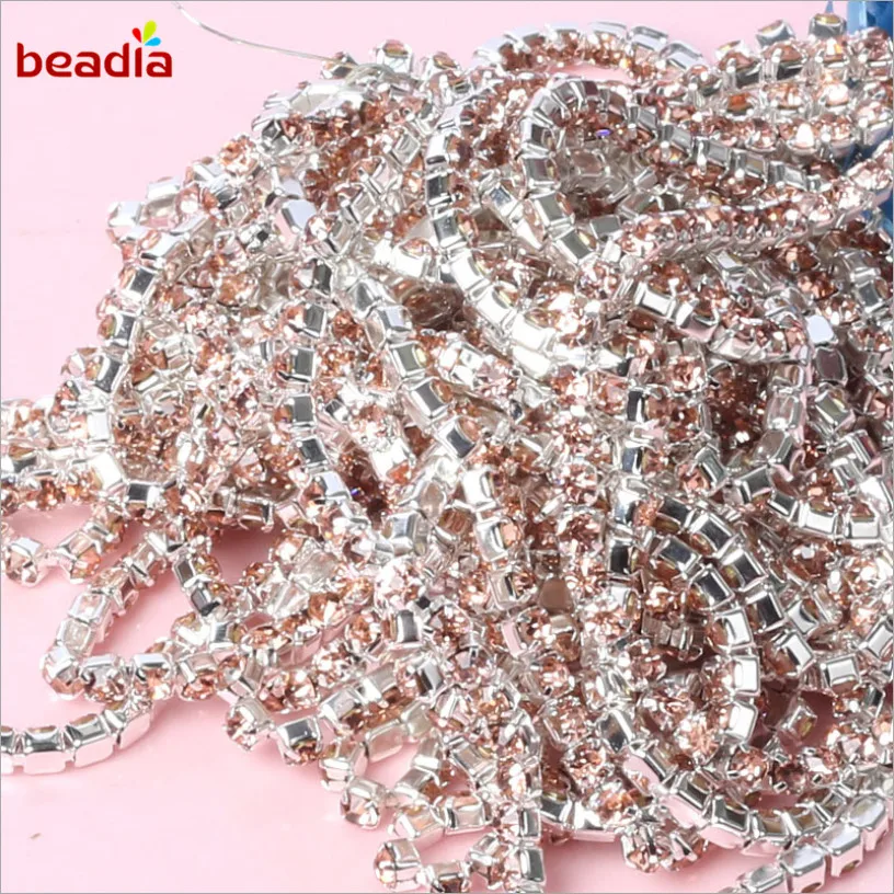 Hot Sale 2/2.5/2.8/3mm High Density Champagne Rhinestone Chain For Decor Craft Sewing Clothes Accessories
Hot Sale 2/2.5/2.8/3mm High Density Champagne Rhinestone Chain For Decor Craft Sewing Clothes Accessories