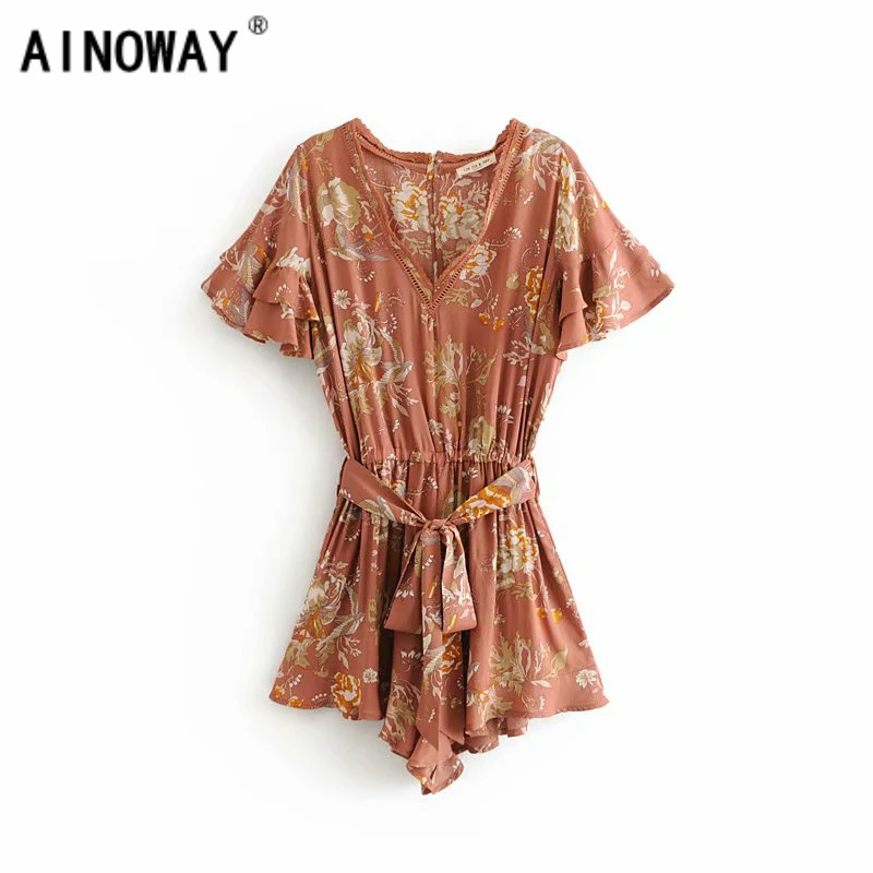 Boho chic Women Floral print Bohemian Beach rayon Jumpsuit Ladies v-neck short sleeve lace patchwork playsuit Boho Overall
Boho chic Women Floral print Bohemian Beach rayon Jumpsuit Ladies v-neck short sleeve lace patchwork playsuit Boho Overall