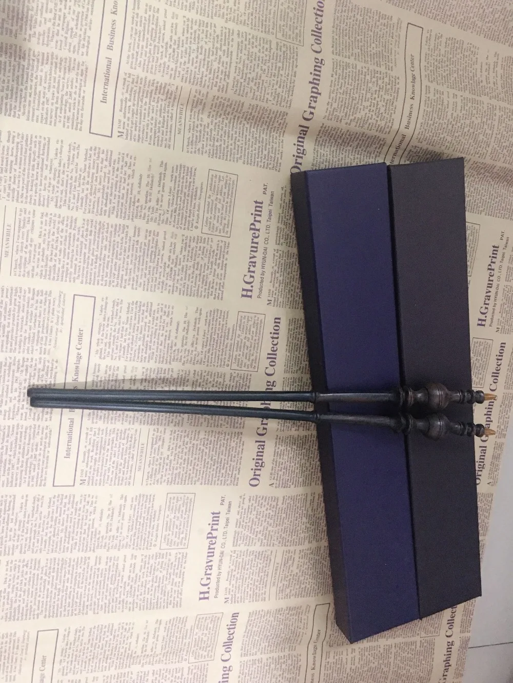 Iron core Quality Deluxe COS Minerva McGonagall Magic Wand of Harry Potter Magical Wands with Gift Box Packing
Iron core Quality Deluxe COS Minerva McGonagall Magic Wand of Harry Potter Magical Wands with Gift Box Packing