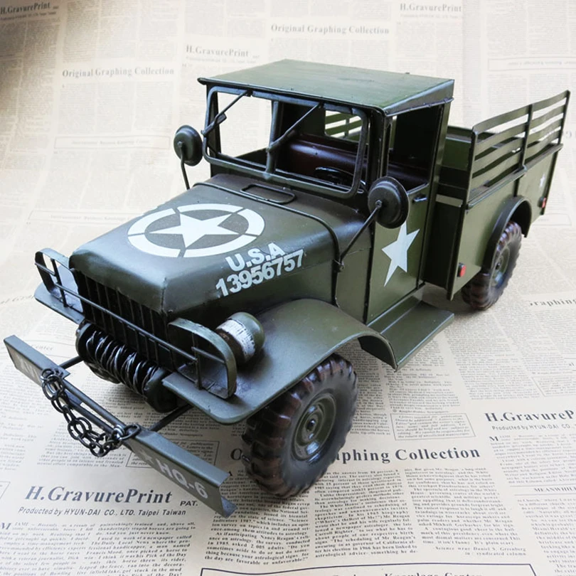 

Large military trucks model Iron retro nostalgia decoration furnishing articles high-end business gifts for Father's Day