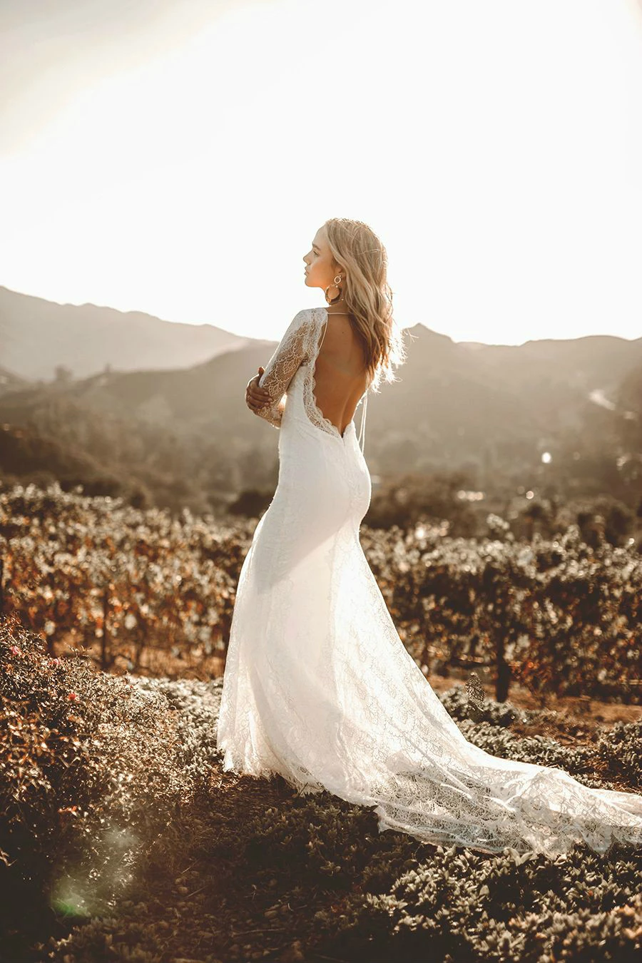 Full Lace Mermaid Cheap Wedding Dresses 2019 Boho Long Sleeves Backless Beach Dress Rustic Fall Country Bridal Gowns Plus Size
Full Lace Mermaid Cheap Wedding Dresses 2019 Boho Long Sleeves Backless Beach Dress Rustic Fall Country Bridal Gowns Plus Size