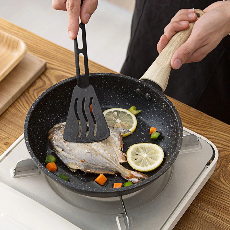 Kitchen Aluminum alloy Non-stick Frying Pan Multi-purpose small Pancake Steak Pan No fumes Use for Gas Induction Cooker mx225105
Kitchen Aluminum alloy Non-stick Frying Pan Multi-purpose small Pancake Steak Pan No fumes Use for Gas Induction Cooker mx225105