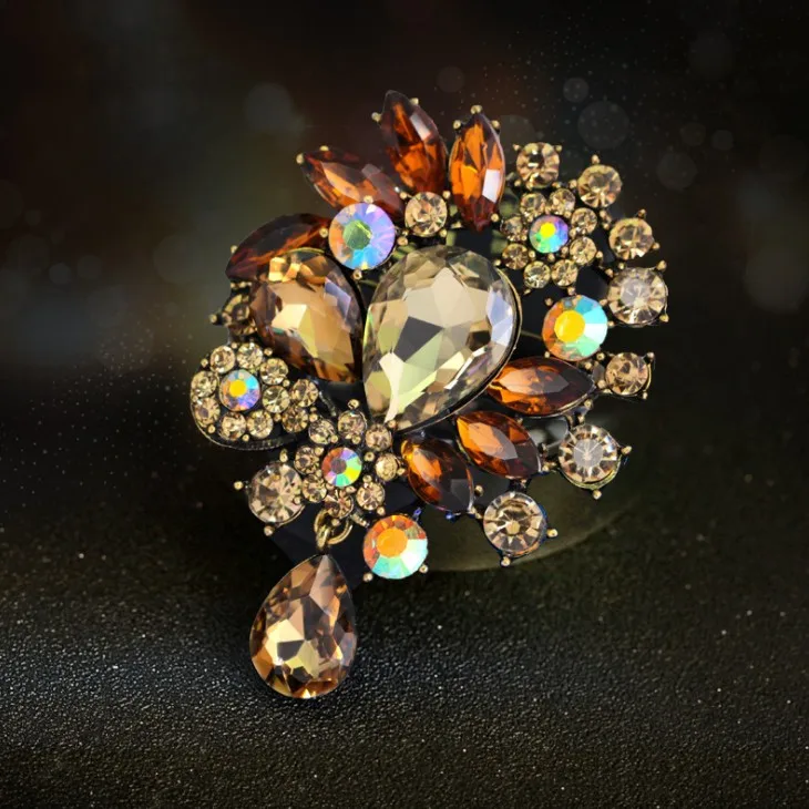 2019 New Fashion Hot Crystal Acrylic Vintage Flower Brooch Crystal from Swarovski European Fashion Jewelry Jewelry 
2019 New Fashion Hot Crystal Acrylic Vintage Flower Brooch Crystal from Swarovski European Fashion Jewelry Jewelry