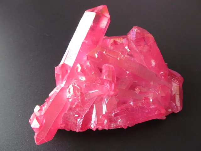 118g Unique Natural electroplating Red Crystal Cluster Skeletal Quartz Point Wand mineral Healing crystal druse vug Specimen
118g Unique Natural electroplating Red Crystal Cluster Skeletal Quartz Point Wand mineral Healing crystal druse vug Specimen