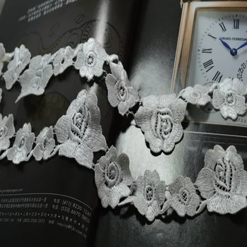 Free shipping (5yards/lot)white flowers connection water soluble Hight quality DIY lace fabrics embroidered DIY lace trim
Free shipping (5yards/lot)white flowers connection water soluble Hight quality DIY lace fabrics embroidered DIY lace trim