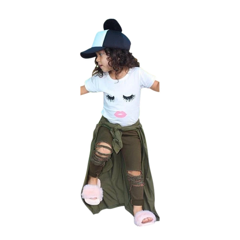 2018 Fashion Baby Girl Clothing Set Children Clothes Girls 2Pcs Suit Set Child White Eyebrows Pattern Tops+Army Green Hole Pants 
2018 Fashion Baby Girl Clothing Set Children Clothes Girls 2Pcs Suit Set Child White Eyebrows Pattern Tops+Army Green Hole Pants