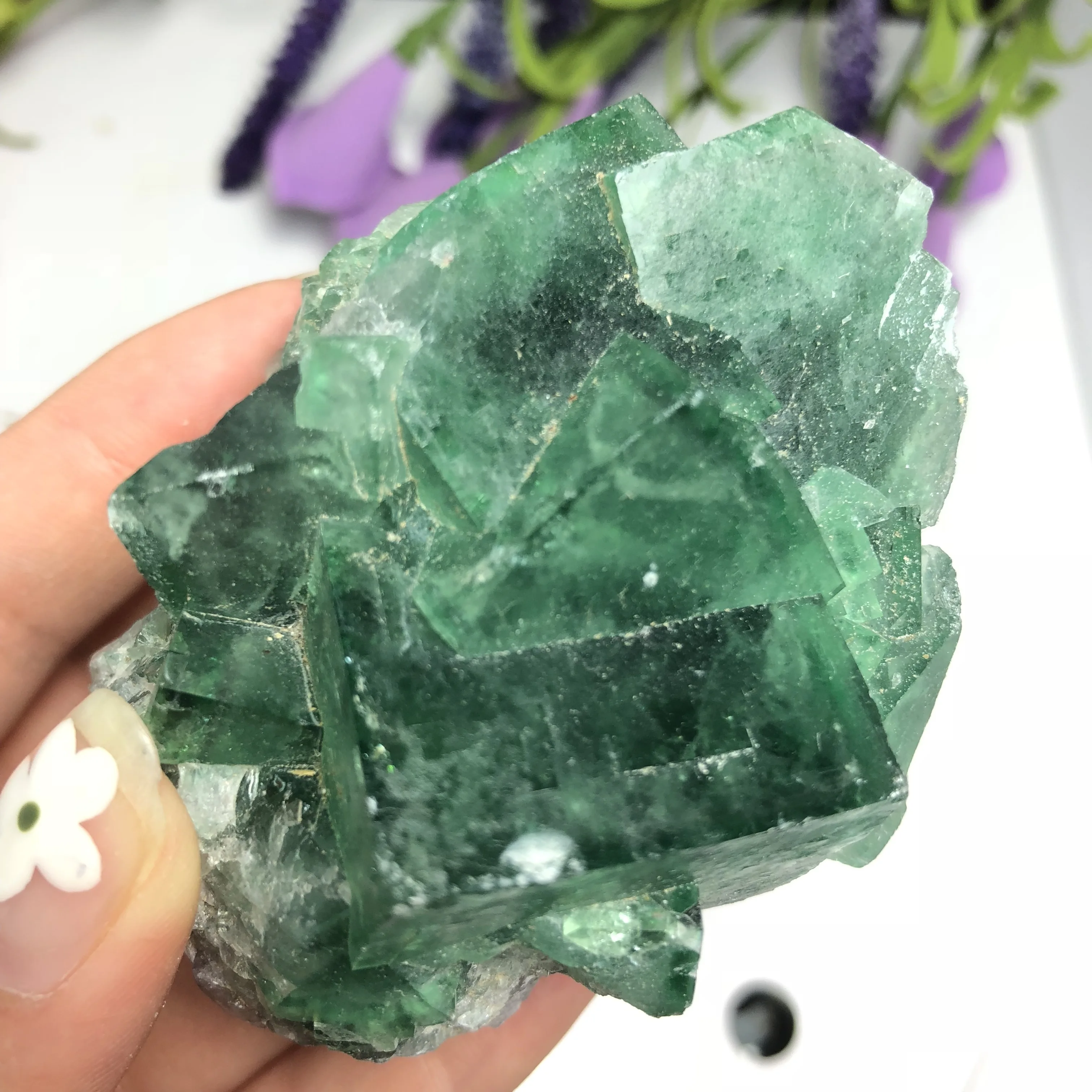 Natural fluorite, raw stone, quartz crystal, coarse mineral specimen, treatment malachite home decoration
Natural fluorite, raw stone, quartz crystal, coarse mineral specimen, treatment malachite home decoration