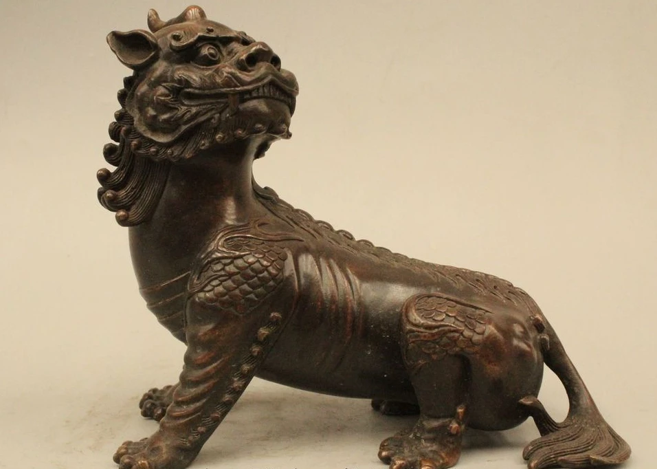 6" Old China Chinese Folk Bronze Unicorn Beast Pi Xiu Animal Statue Sculpture
6" Old China Chinese Folk Bronze Unicorn Beast Pi Xiu Animal Statue Sculpture