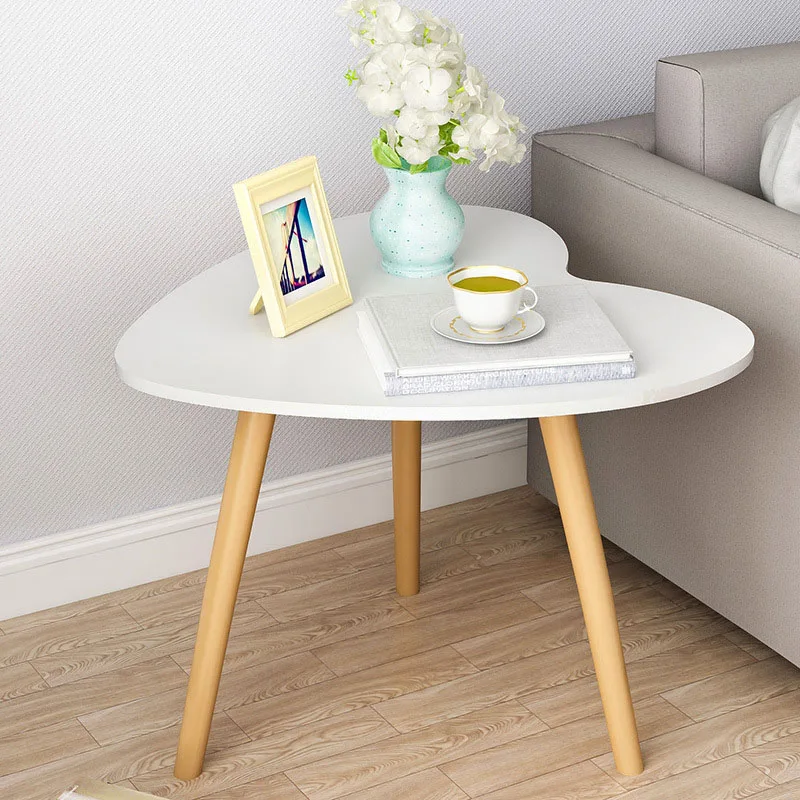 Скандинавский маленький круглый стол современный минималистичный диван