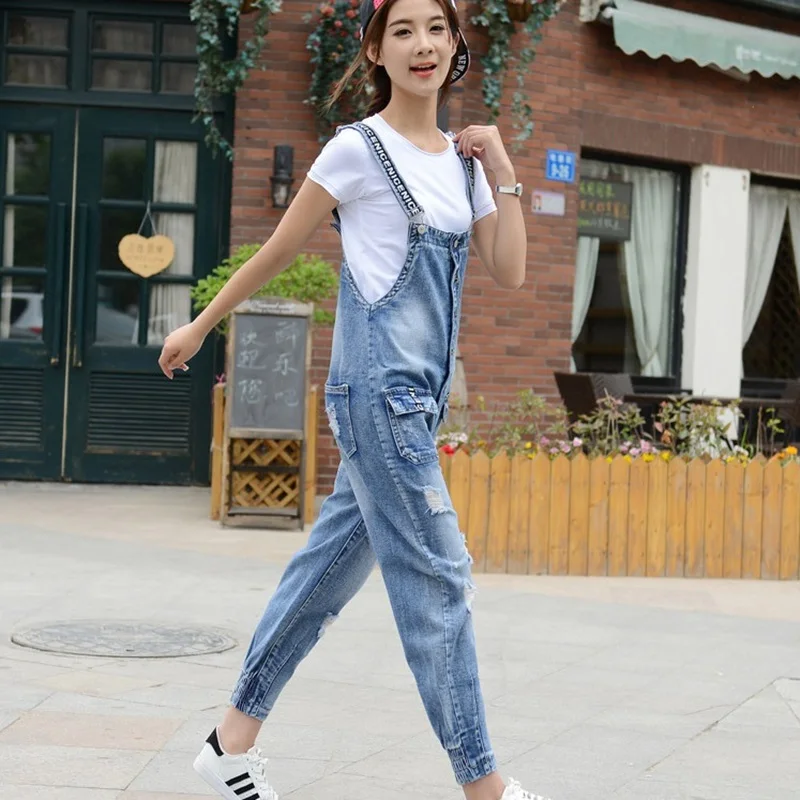 Dungarees woman jumpsuit long jeans denim overalls for women 2018 rompers female winter jumpsuit sexy streetwear DD1641
Dungarees woman jumpsuit long jeans denim overalls for women 2018 rompers female winter jumpsuit sexy streetwear DD1641