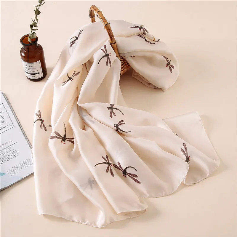 2019 New Women's Silk Scarfs Elegant Ladies Print Shawls and Wraps High Quality Female Pashmina Bandana Foulard Hijabs Stoles
2019 New Women's Silk Scarfs Elegant Ladies Print Shawls and Wraps High Quality Female Pashmina Bandana Foulard Hijabs Stoles