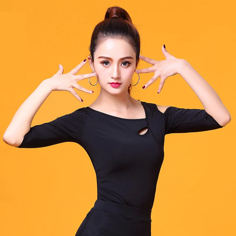 Latin Dance clothes Top for women dancers half-sleeve cutout Sexy Costume Ballroom Flamengo Practice performance wear YR0310
Latin Dance clothes Top for women dancers half-sleeve cutout Sexy Costume Ballroom Flamengo Practice performance wear YR0310