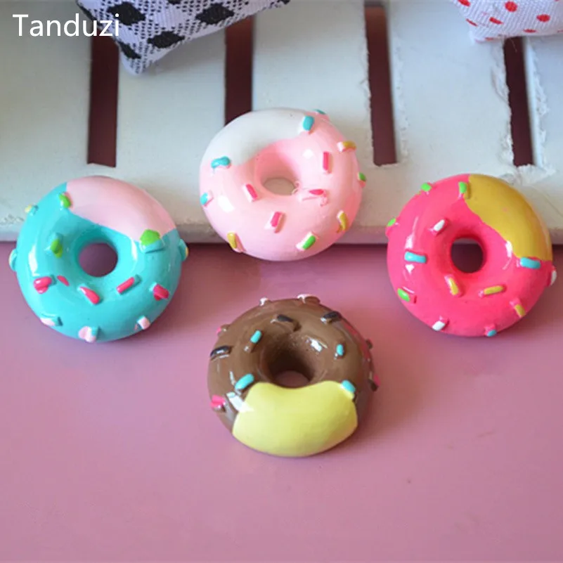Tanduzi 20pcs Kawaii Flatback Resin Cabochons Simulation Food Double Color Doughnut Doll House Deco Parts DIY Hair Bow Accessory
Tanduzi 20pcs Kawaii Flatback Resin Cabochons Simulation Food Double Color Doughnut Doll House Deco Parts DIY Hair Bow Accessory