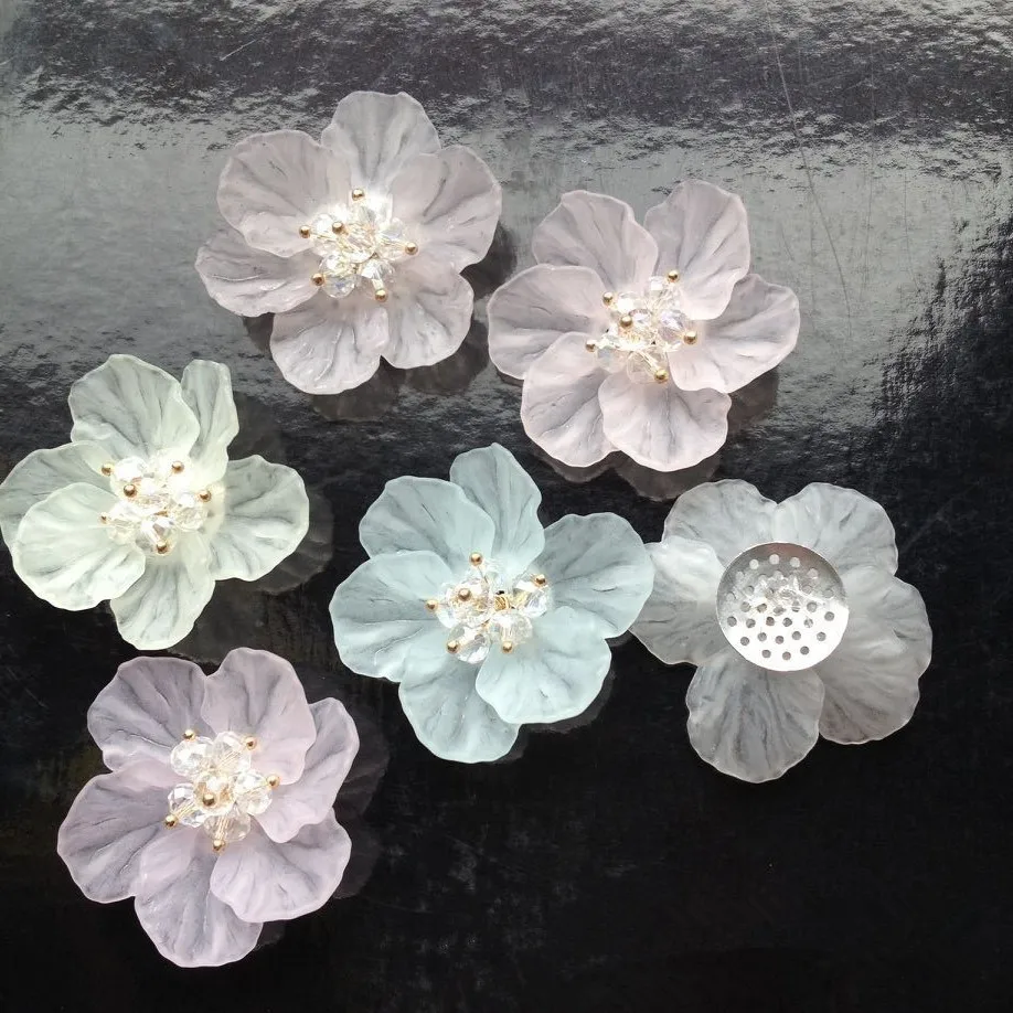 6pcs 40mm Flat Back Acrylic Resin Leaf Rhinestone Flower Design For Craft Wedding Embelishment Hair Accessory DIY Craft Supplies
6pcs 40mm Flat Back Acrylic Resin Leaf Rhinestone Flower Design For Craft Wedding Embelishment Hair Accessory DIY Craft Supplies