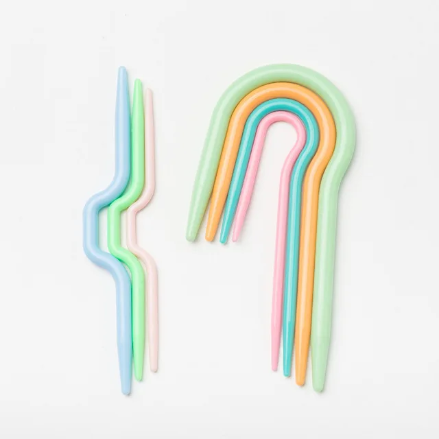 7pcs 2 Sets ABS Plastic Knitting Cable needles Stitch Knitting Needles Smooth U Crochet Hook & L Needles
7pcs 2 Sets ABS Plastic Knitting Cable needles Stitch Knitting Needles Smooth U Crochet Hook & L Needles