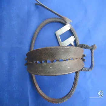 Leg Hold Animal Trap Wild Boar Trap sus scrofa trap hunting trap fox trap wolf trap with teeth Diameter 140mm 5.5 inch Model
Leg Hold Animal Trap Wild Boar Trap sus scrofa trap hunting trap fox trap wolf trap with teeth Diameter 140mm 5.5 inch Model