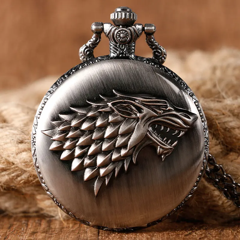 

Honorable Stark House Symbol Vintage Pendant Watch Fashion Quartz Retro Wolf Case Style Men Women Bronze Pocket Watch Chain Gift