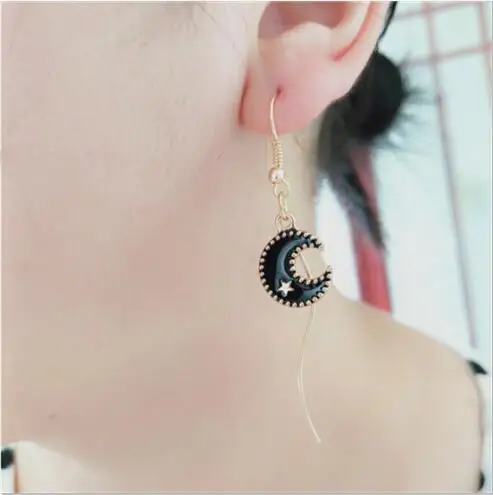 e 1379 Minimalist dripping moon stars earrings elegant temperament geometric creative female earrings long curved geometric elem
e 1379 Minimalist dripping moon stars earrings elegant temperament geometric creative female earrings long curved geometric elem