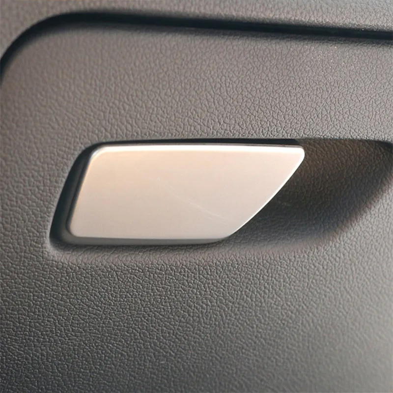 Car Co-pilot Storage Box Switch Panel Decoration Cover Trim Stainless Steel For Audi A3 8V 2013-2019 Interior Glove Box Decal
Car Co-pilot Storage Box Switch Panel Decoration Cover Trim Stainless Steel For Audi A3 8V 2013-2019 Interior Glove Box Decal