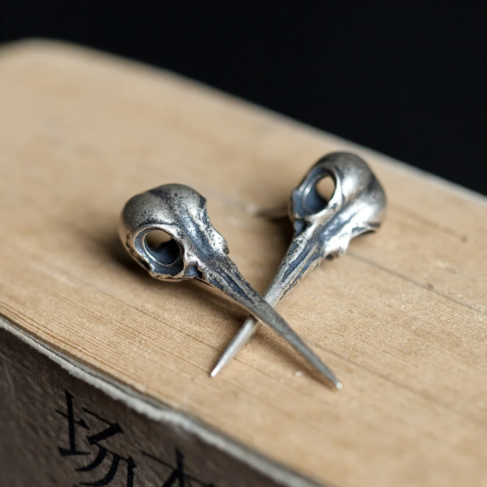 UMGODLY Retro 925 Silver Stud Earrings Gothic Punk Skull Bird's Head Fashion Prevent Allergy Women Jewelry Gift
UMGODLY Retro 925 Silver Stud Earrings Gothic Punk Skull Bird's Head Fashion Prevent Allergy Women Jewelry Gift