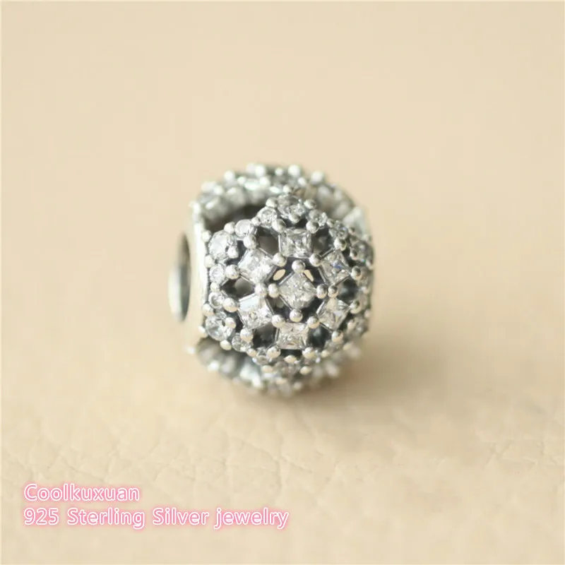 2018 Winter Original 925 Sterling Silver Snow Flurry Charm, Clear CZ Beads Fit Pandora Charms Bracelet Diy Jewelry Making
2018 Winter Original 925 Sterling Silver Snow Flurry Charm, Clear CZ Beads Fit Pandora Charms Bracelet Diy Jewelry Making