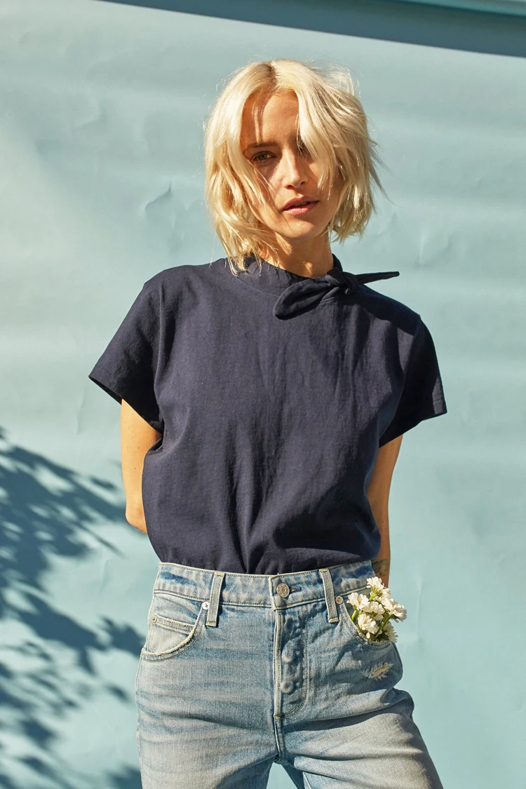 Women T Shirt Short Sleeve Top Clothing Brand Casual 100% Cotton Breathable Rabbit ears Female T-shirt
Women T Shirt Short Sleeve Top Clothing Brand Casual 100% Cotton Breathable Rabbit ears Female T-shirt