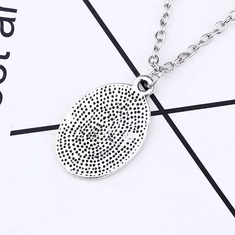 Engraving-Crown-Flowers-Choker-Necklaces-Well-Behaved-Women-Rarely-Make-History-Charm-Pendant-Vintage-Silver-Round (3)