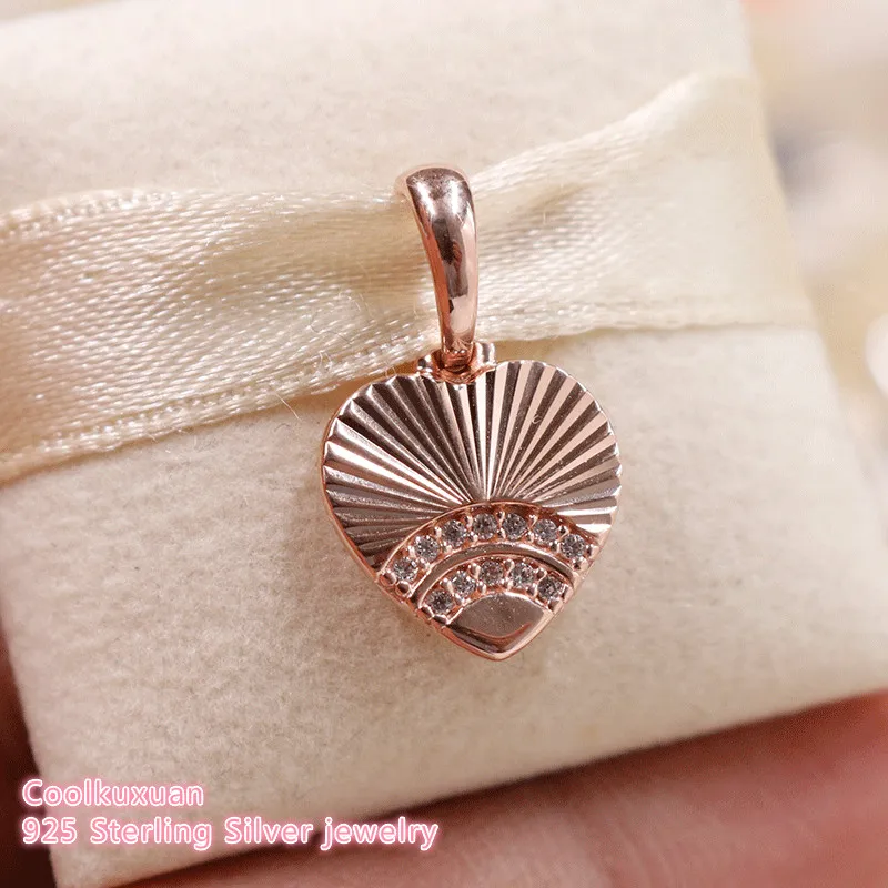 Summer Authentic 925 Sterling Silver Fan of Love Pendant, Rose colour & Clear CZ Beads Fit Pandora Charms Bracelet DIY
Summer Authentic 925 Sterling Silver Fan of Love Pendant, Rose colour & Clear CZ Beads Fit Pandora Charms Bracelet DIY