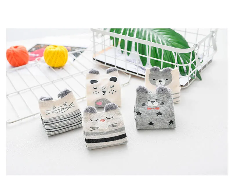 [EIOISAPRA]5 Pairs Cute Fuzzy Ear Wacky Totoro Pattern Socks Women Kawaii Animal Meias Korean Funny Sox Cotton Calcetines Mujer