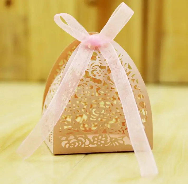 Rose laser cut hollow candy box wedding birthday shower party favors gift bags with ribbon romatic pink white festive decoration
Rose laser cut hollow candy box wedding birthday shower party favors gift bags with ribbon romatic pink white festive decoration
