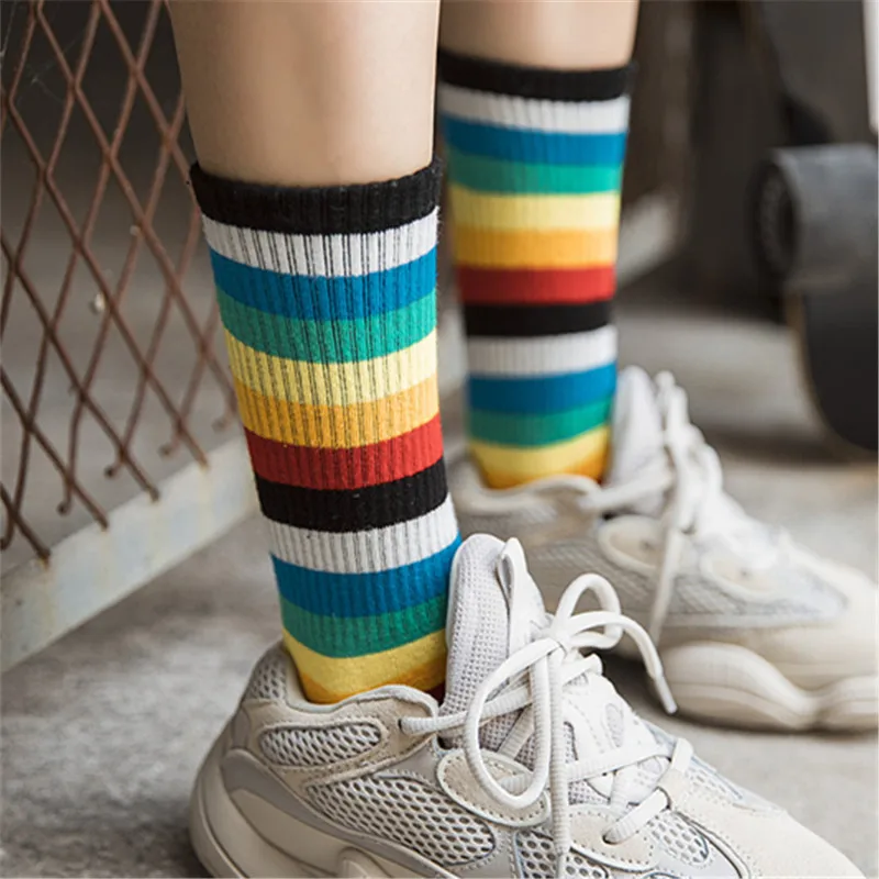 2018 Colorful Autumn Winter New Multi-striped Rainbow Socks Fashion Skateboard Cotton Socks for Women Girls
2018 Colorful Autumn Winter New Multi-striped Rainbow Socks Fashion Skateboard Cotton Socks for Women Girls