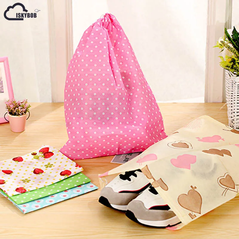 1PCS Colourful Portable Shoes Bag Travel Storage Pouch Drawstring Dust Bags Luggage Organizer Travel Accessories
1PCS Colourful Portable Shoes Bag Travel Storage Pouch Drawstring Dust Bags Luggage Organizer Travel Accessories