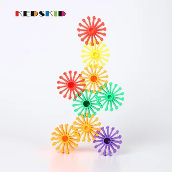 Colorful Small Snowflake gear blocks DIY intelligence fancy toys for children Desktop toys for early education
Colorful Small Snowflake gear blocks DIY intelligence fancy toys for children Desktop toys for early education