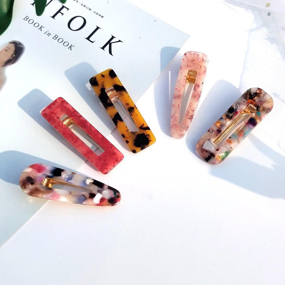 Korea Hollow Geometric Waterdrop Acrylic Girls Hair Clips Shiny Tin Foil Sequins Hairpins Hair Accessories for Women
Korea Hollow Geometric Waterdrop Acrylic Girls Hair Clips Shiny Tin Foil Sequins Hairpins Hair Accessories for Women