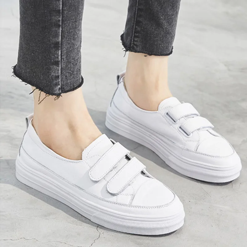 2019 White Loafers Ladies Flats Soft Leather Women Shoes Casual Female Slip on White Shoes Fashion Brand Woman Footwear YX1530
2019 White Loafers Ladies Flats Soft Leather Women Shoes Casual Female Slip on White Shoes Fashion Brand Woman Footwear YX1530