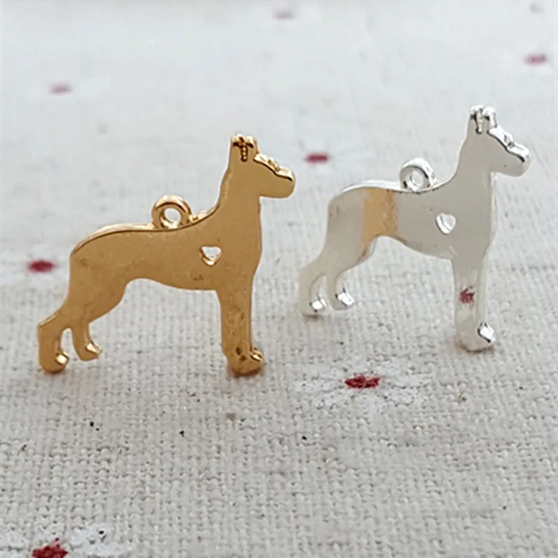 Hot Sale 5pcs DIY New Fashion charm Great Danes dog Alloy Charms Making Hair Bracelet Necklace Jewelry Accessories
Hot Sale 5pcs DIY New Fashion charm Great Danes dog Alloy Charms Making Hair Bracelet Necklace Jewelry Accessories