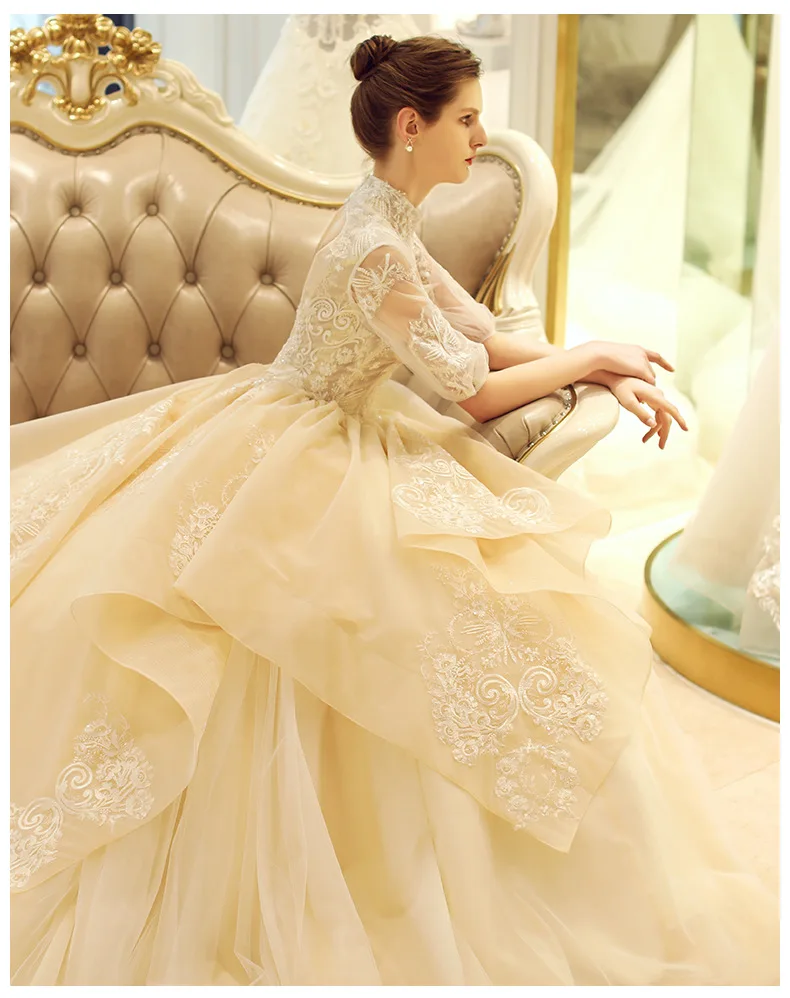 Vintage High-end Light Champagne Wedding Gowns 2019 Ball Gown High Neck Dresses Vestido de Noiva Princess Bridal Gown
Vintage High-end Light Champagne Wedding Gowns 2019 Ball Gown High Neck Dresses Vestido de Noiva Princess Bridal Gown