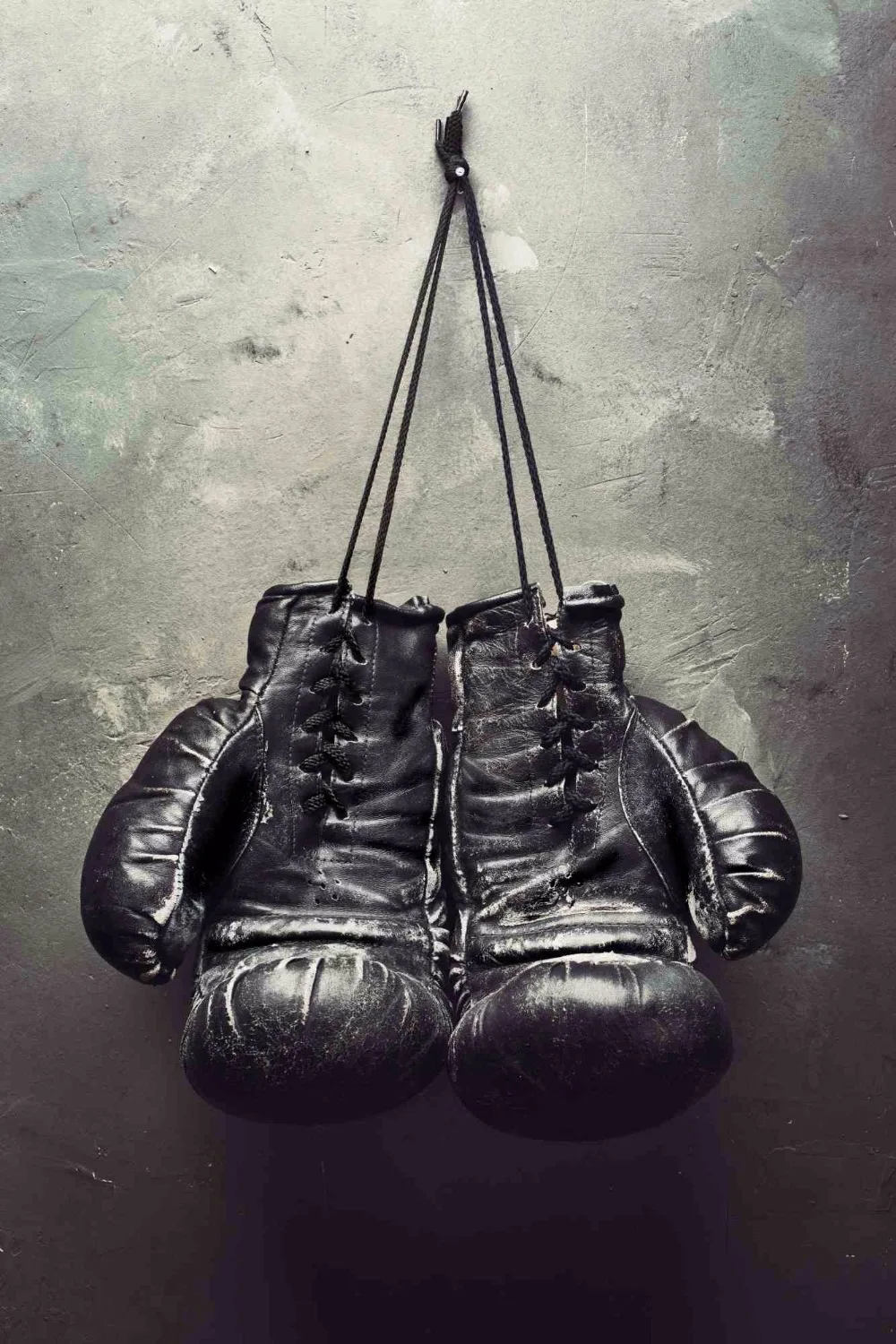 Boxing Sports Black Gloves Silk Art Fabric Poster Print Home Wall Decoration Picture 12x18 24x36 Inch
Boxing Sports Black Gloves Silk Art Fabric Poster Print Home Wall Decoration Picture 12x18 24x36 Inch