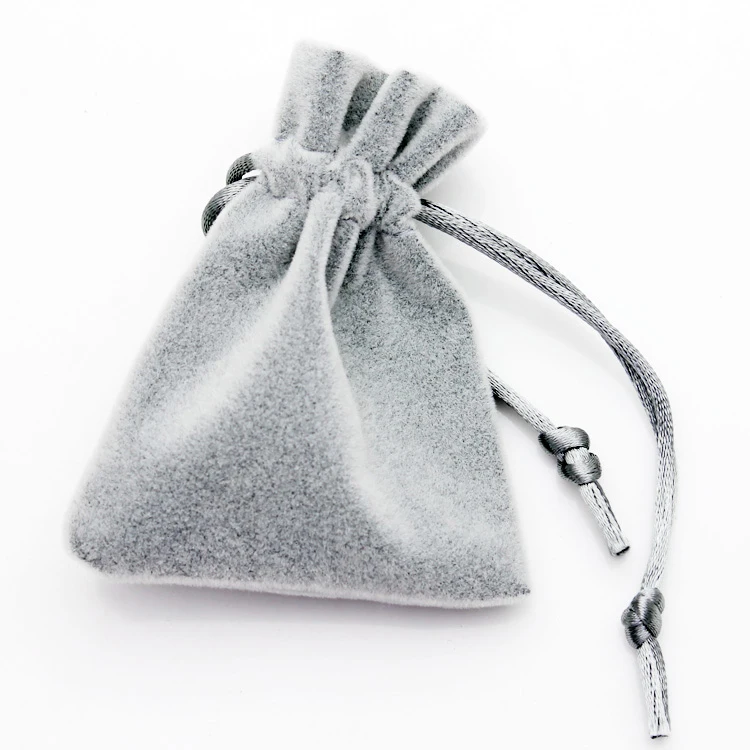 100pcs cheap drawstring bags velvet fabric jewelry bags wholesale custom 7*9cm gift pouch for ring gift jewelry packaging
100pcs cheap drawstring bags velvet fabric jewelry bags wholesale custom 7*9cm gift pouch for ring gift jewelry packaging