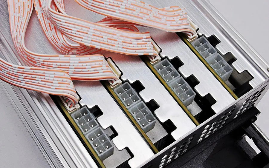 L3+MINER-10