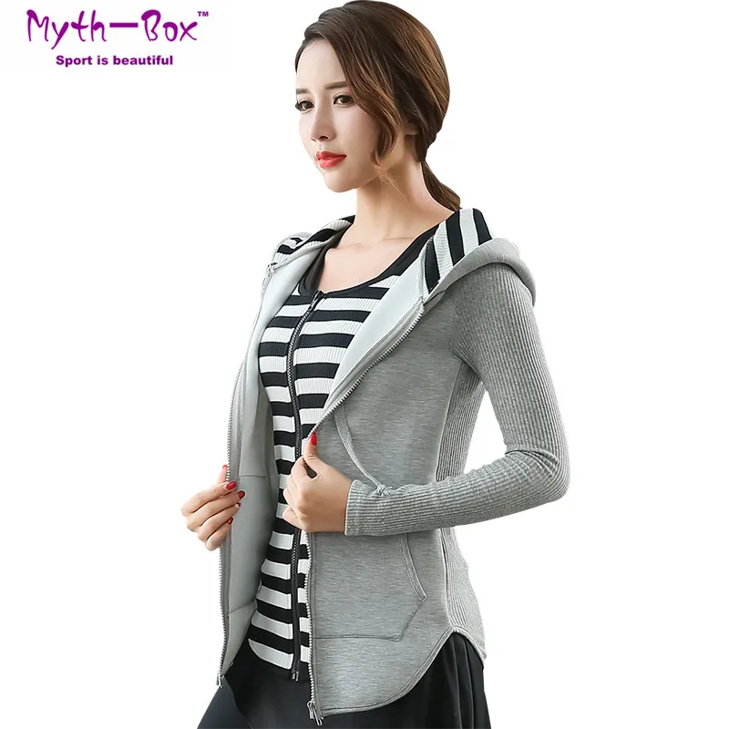 Autumn Winter Women Sport Jackets Stripes Gym Fitness Yoga Coat Zipper Running Jacket Female Hoodies Sportwear Slim Workout Tops
Autumn Winter Women Sport Jackets Stripes Gym Fitness Yoga Coat Zipper Running Jacket Female Hoodies Sportwear Slim Workout Tops