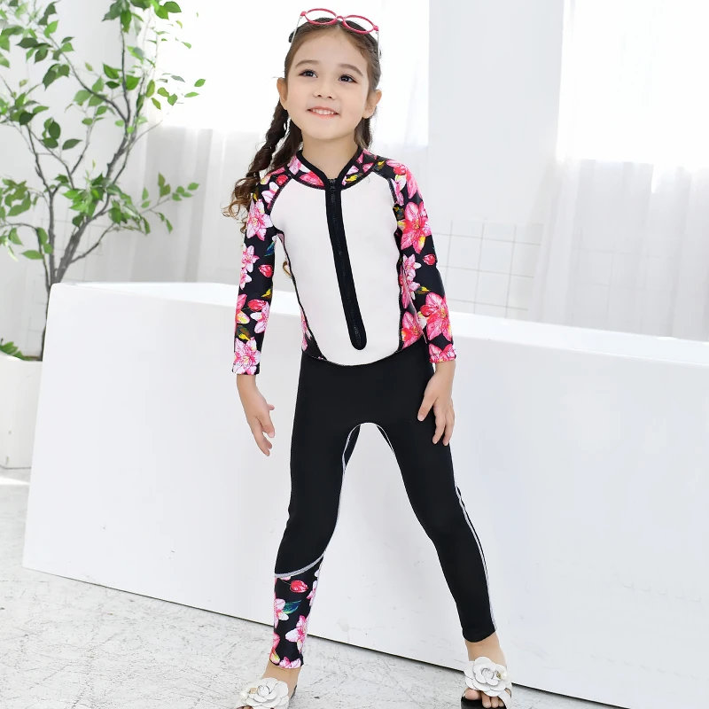 Floral printed swimwear baby girls kids One piece swimsuit 2019 new arrive long sleeve UV protection Swimming beachwear
Floral printed swimwear baby girls kids One piece swimsuit 2019 new arrive long sleeve UV protection Swimming beachwear