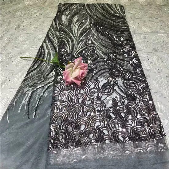 New Design African Lace Fabric 2019 Embroidered Nigerian Laces Fabric Bridal High Quality Gold Sequins French Tulle Lace Fabric
New Design African Lace Fabric 2019 Embroidered Nigerian Laces Fabric Bridal High Quality Gold Sequins French Tulle Lace Fabric