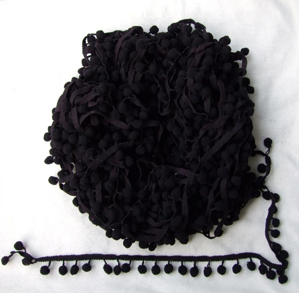 5 yards cute black color PomPom fringe trim draper ball Accessories sew 0.8" ball
5 yards cute black color PomPom fringe trim draper ball Accessories sew 0.8" ball