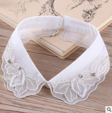 Vintage Fashion new handmade beaded fake collar gold thread trimmed Chiffon collar generous trend
Vintage Fashion new handmade beaded fake collar gold thread trimmed Chiffon collar generous trend