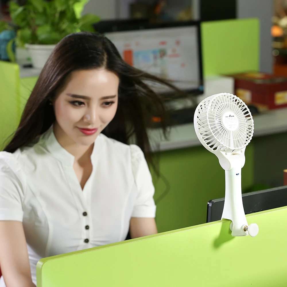 2016 Outdoor Mini HandHeld Portable USB Battery Rechargeable Clip Fan Leque Air Conditioner Adjustable cooling Air Student Fan
2016 Outdoor Mini HandHeld Portable USB Battery Rechargeable Clip Fan Leque Air Conditioner Adjustable cooling Air Student Fan