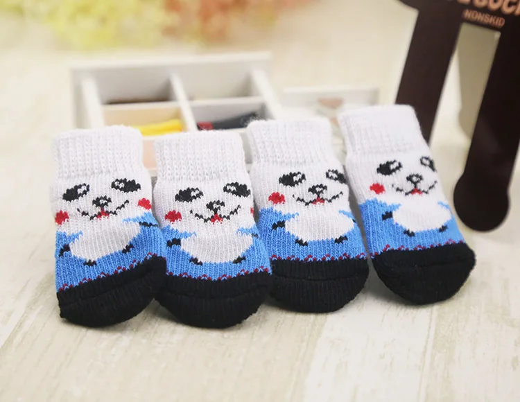 B40 4pcs/lot Pet Dog Socks Anti-slip Soft Cotton Cartoon Puppy dog indoor shoes socks for Chihuahua Yorkshire
B40 4pcs/lot Pet Dog Socks Anti-slip Soft Cotton Cartoon Puppy dog indoor shoes socks for Chihuahua Yorkshire